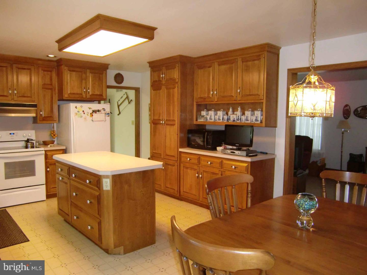 661 East Reeceville Road Coatesville, PA 19320 - Photo 14 of 25 Kitchen