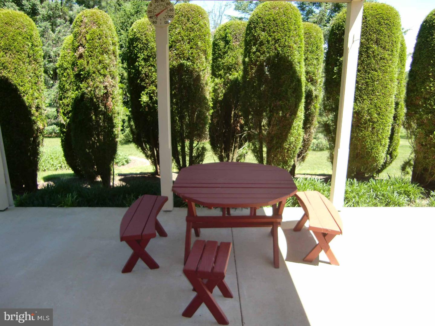 661 East Reeceville Road Coatesville, PA 19320 - Photo 24 of 25 Patio