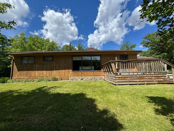 $214,900 | 415 Roosevelt Street Northeast, Warroad, MN 56763