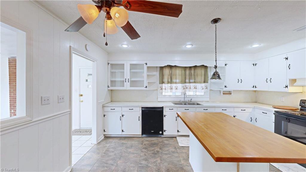 201 Kendall Mill Road Thomasville, NC 27360 - Photo 27 of 30 Kitchen