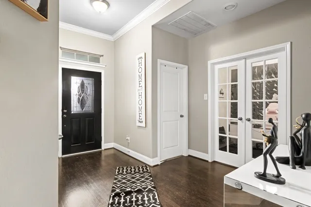 a view of livingroom with window and hardwood floor