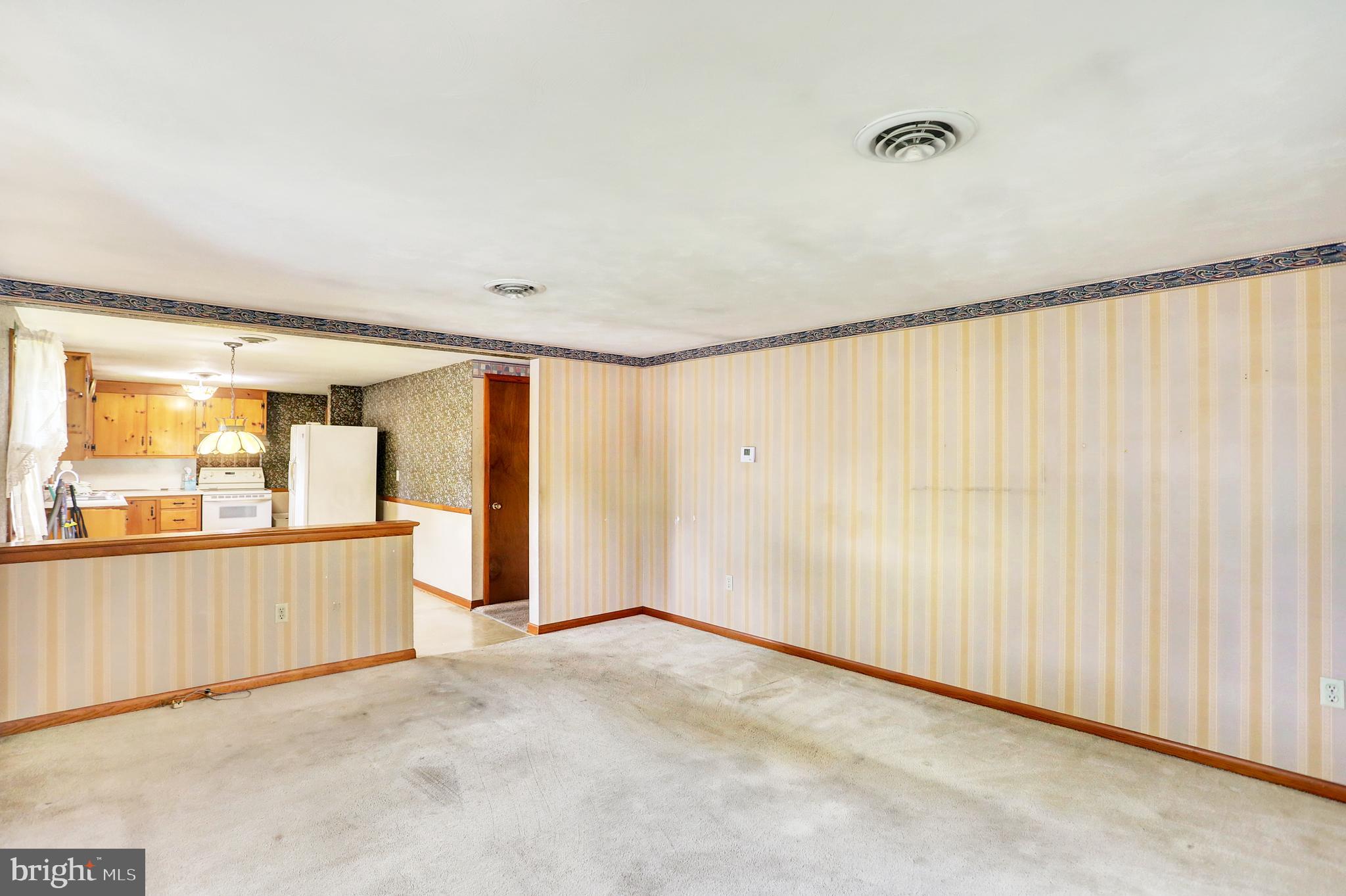 1026 High Street Hanover, PA 17331 - Photo 4 of 35 Gallery Image 4