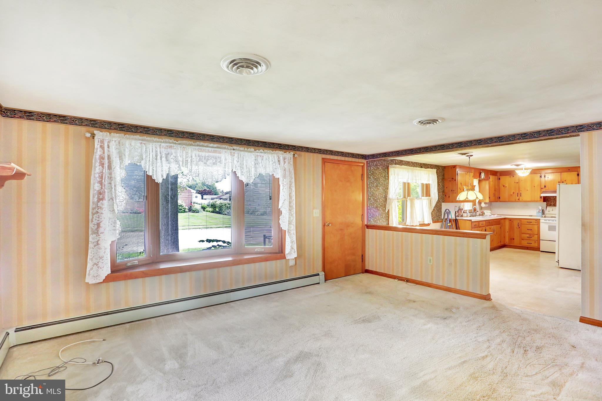 1026 High Street Hanover, PA 17331 - Photo 5 of 35 Gallery Image 5