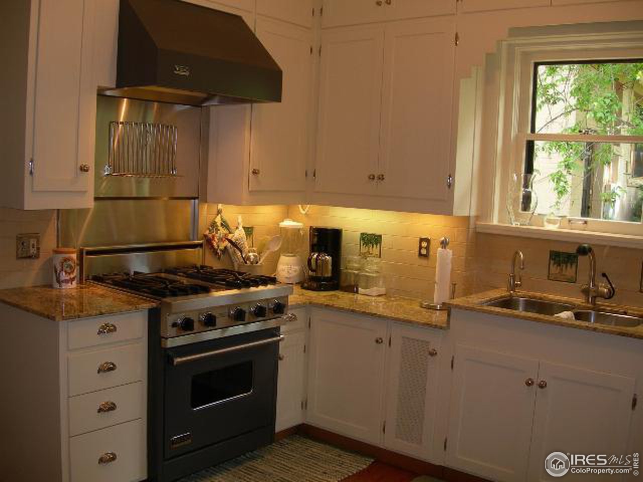 851 14th Street Boulder, CO 80302 - Photo 3 of 11