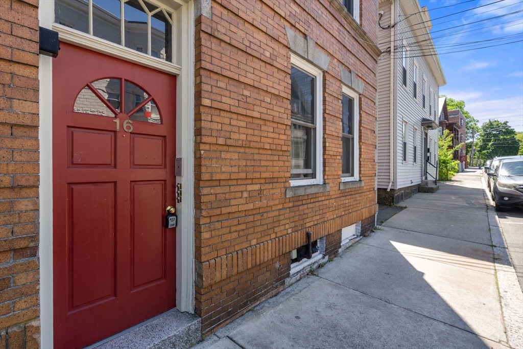 16 Leavitt Street, Unit 3 Salem, MA 01970 - Photo 24 of 26