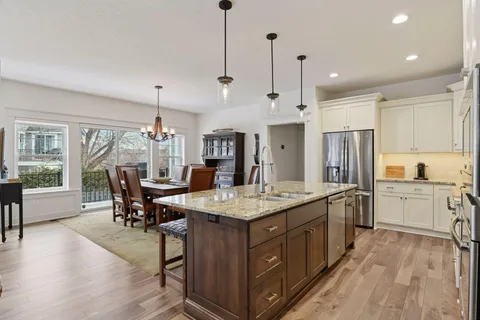 $1,800,000 | 155 Wooddale Avenue, Wayzata, MN 55391