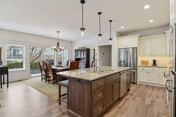 $1,800,000 | 155 Wooddale Avenue, Wayzata, MN 55391