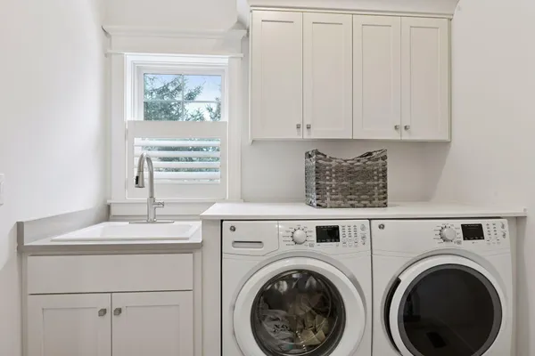 $1,800,000 | 155 Wooddale Avenue, Wayzata, MN 55391