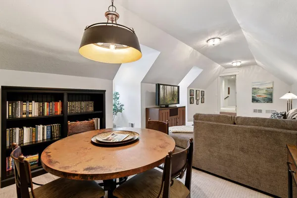 $1,800,000 | 155 Wooddale Avenue, Wayzata, MN 55391