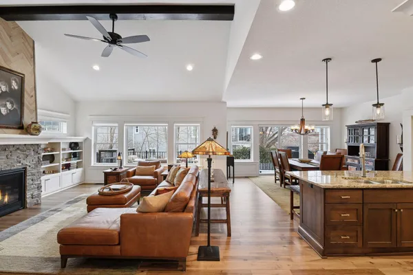 $1,800,000 | 155 Wooddale Avenue, Wayzata, MN 55391