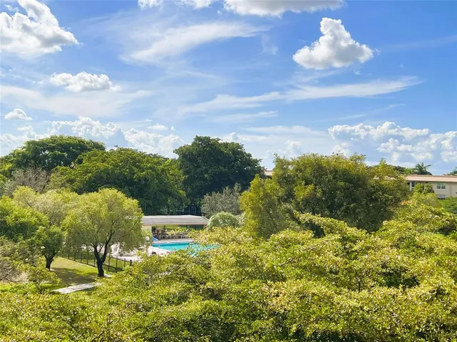 $2,050 | 1605 Abaco Drive, Unit C4, Coconut Creek, FL 33066