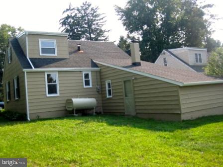823 Willow Road Lancaster, PA 17601 - Photo 7 of 29