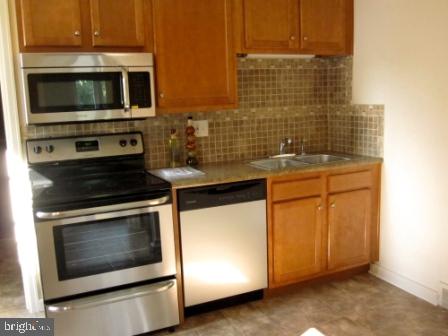 823 Willow Road Lancaster, PA 17601 - Photo 9 of 29