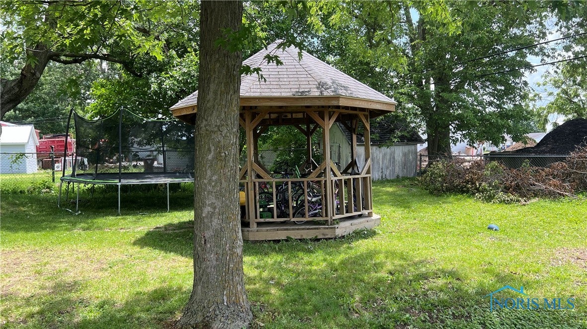 857 West Perry Street Paulding, OH 45879 - Photo 5 of 14 Fenced backyard