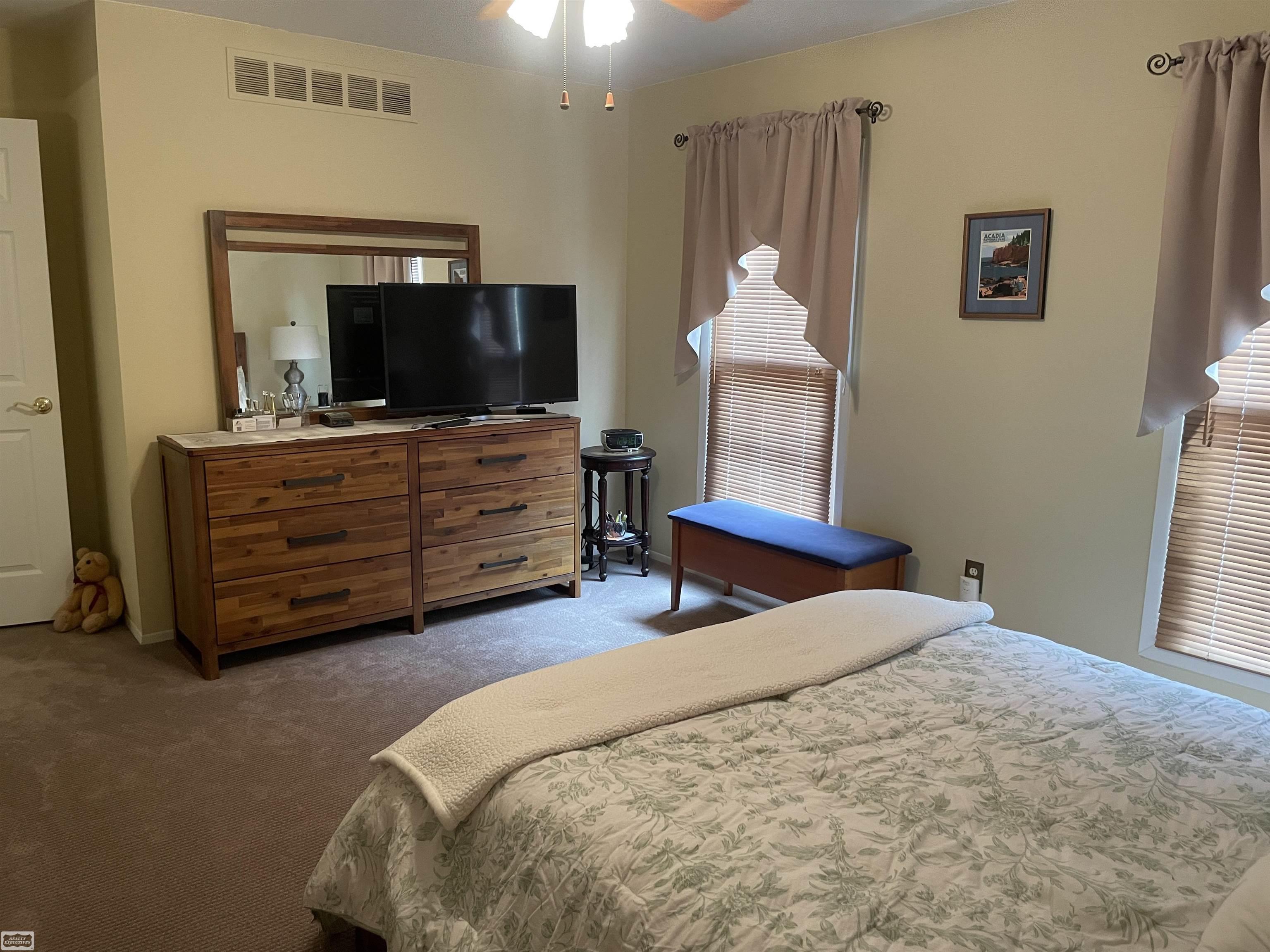 1343 Autumn Lane Rochester, MI 48306 - Photo 22 of 42