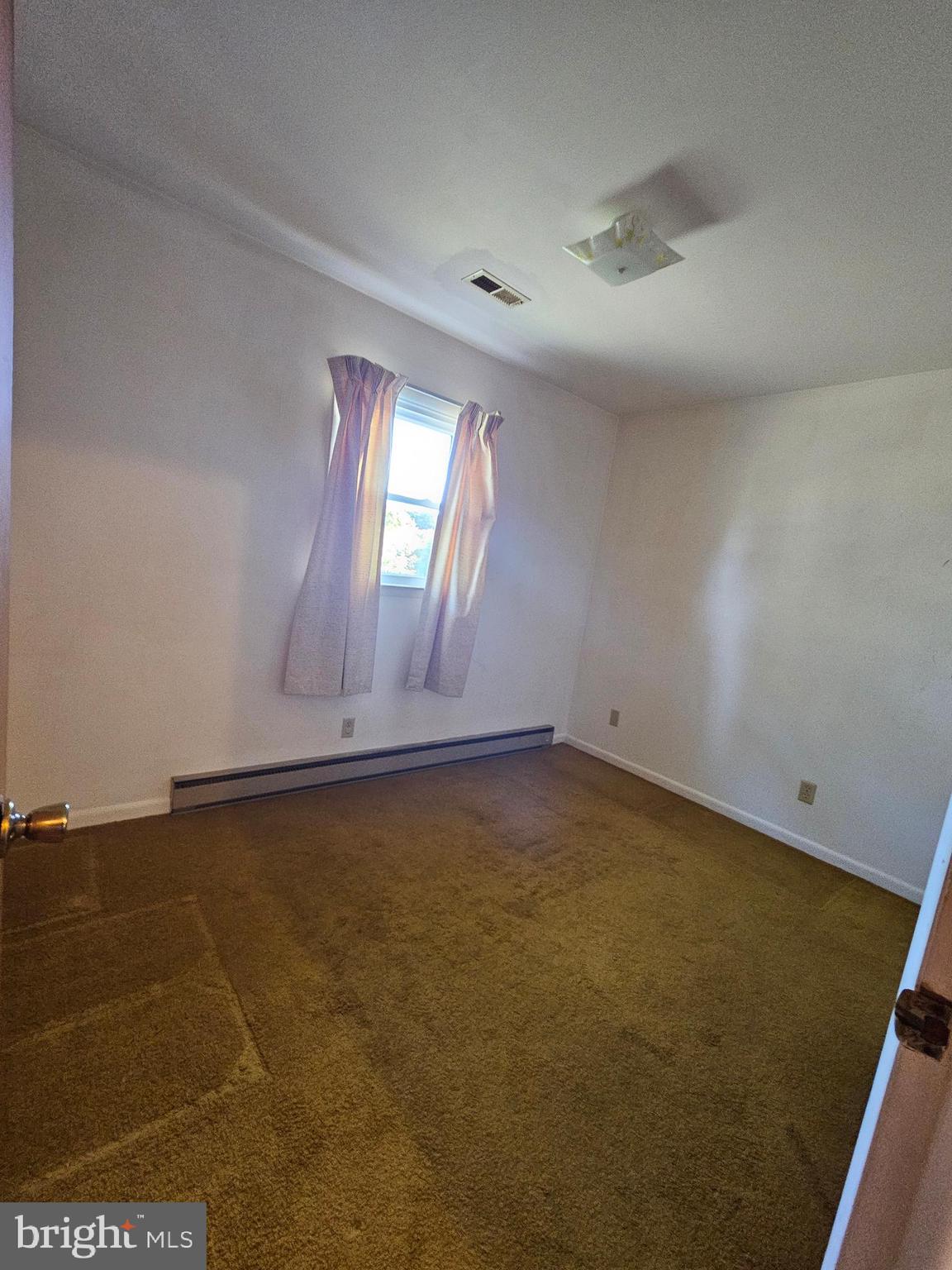 1124 Cedarbrook Road Hampstead, MD 21074 - Photo 26 of 46 Front Bedroom w/Carpet