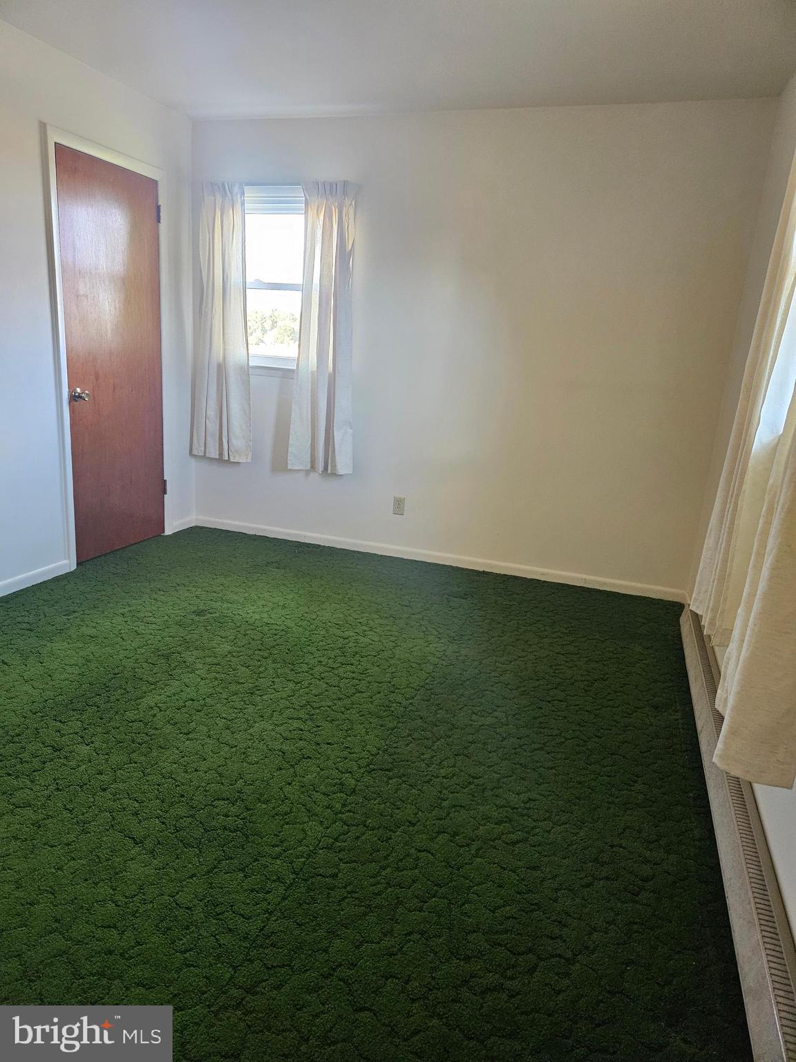 1124 Cedarbrook Road Hampstead, MD 21074 - Photo 28 of 46 Corner Bedroom w/Carpet