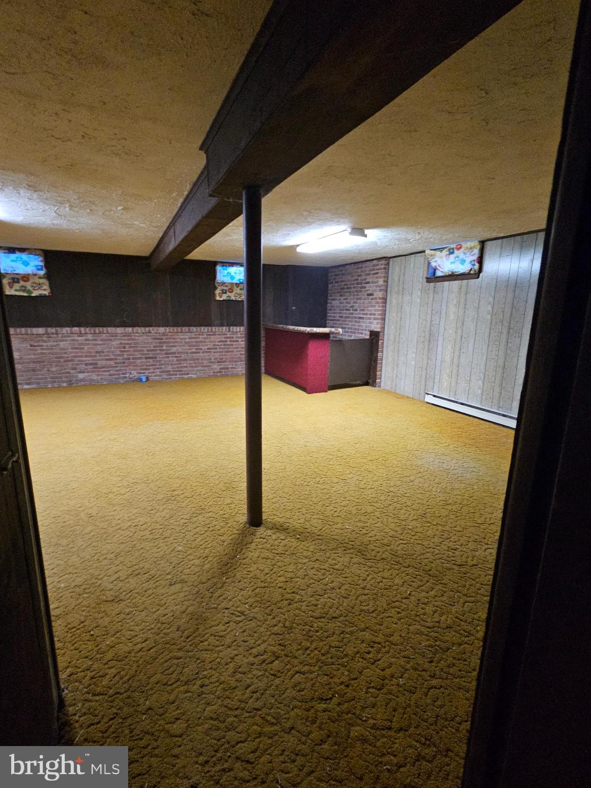 1124 Cedarbrook Road Hampstead, MD 21074 - Photo 36 of 46 Rec room w/built in dry bar in corner