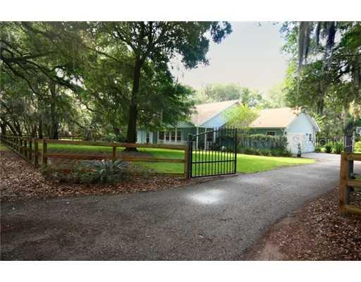310 Chastain Road Seffner, FL 33584 - Photo 1 of 1 Exterior Front