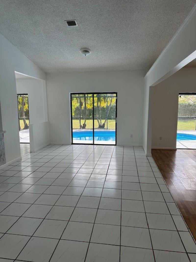 16700 Southwest 277th Street Homestead, FL 33031 - Photo 13 of 22 Photo 13