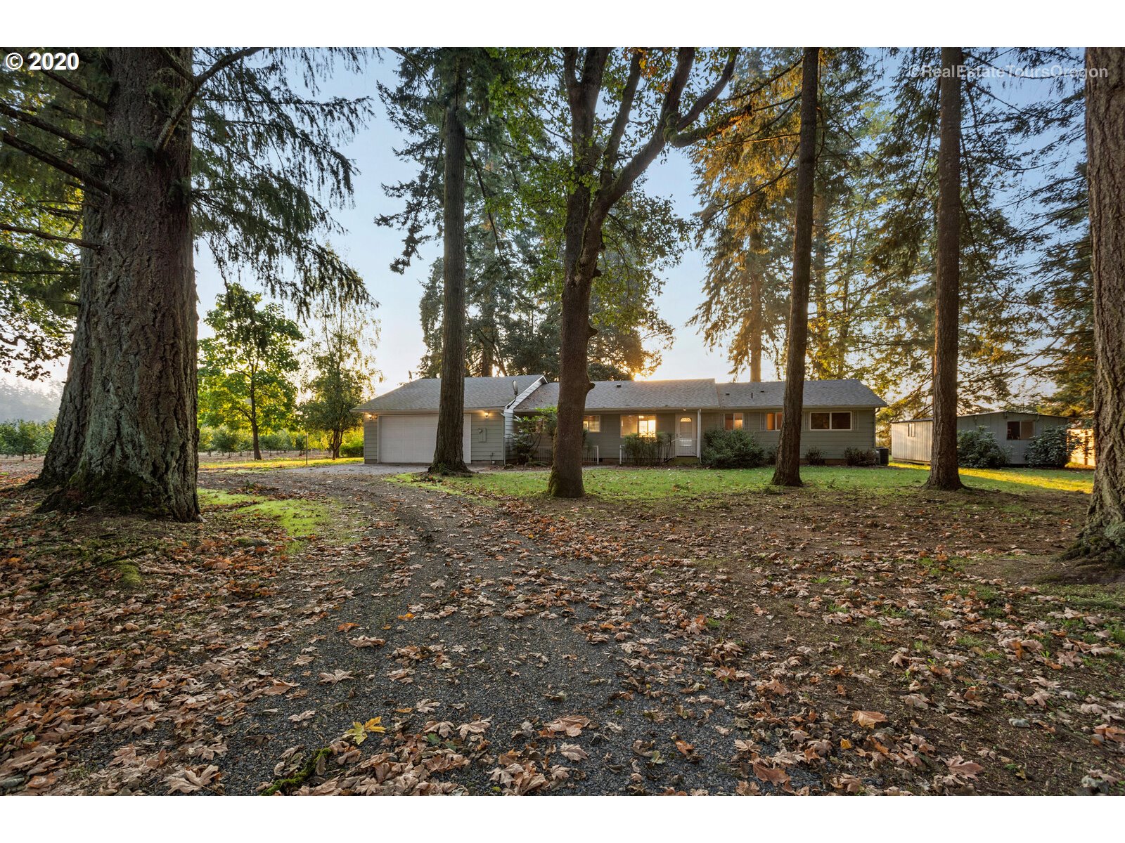 24725 Southeast Wallace Road Salem, OR 97304 - Photo 3 of 30 Gallery Image 3