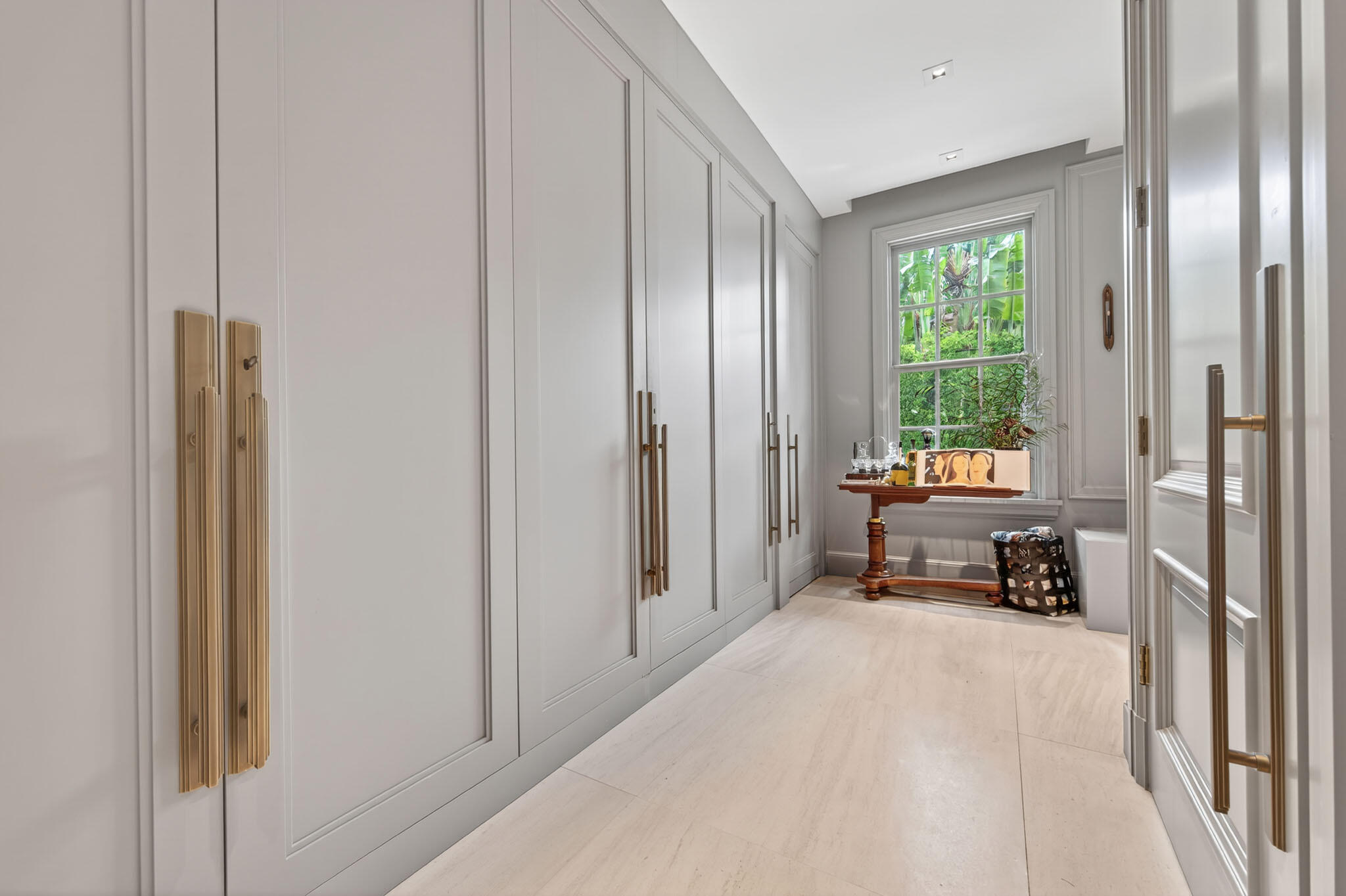 142 South County Road Palm Beach, FL 33480 - Photo 11 of 31 11