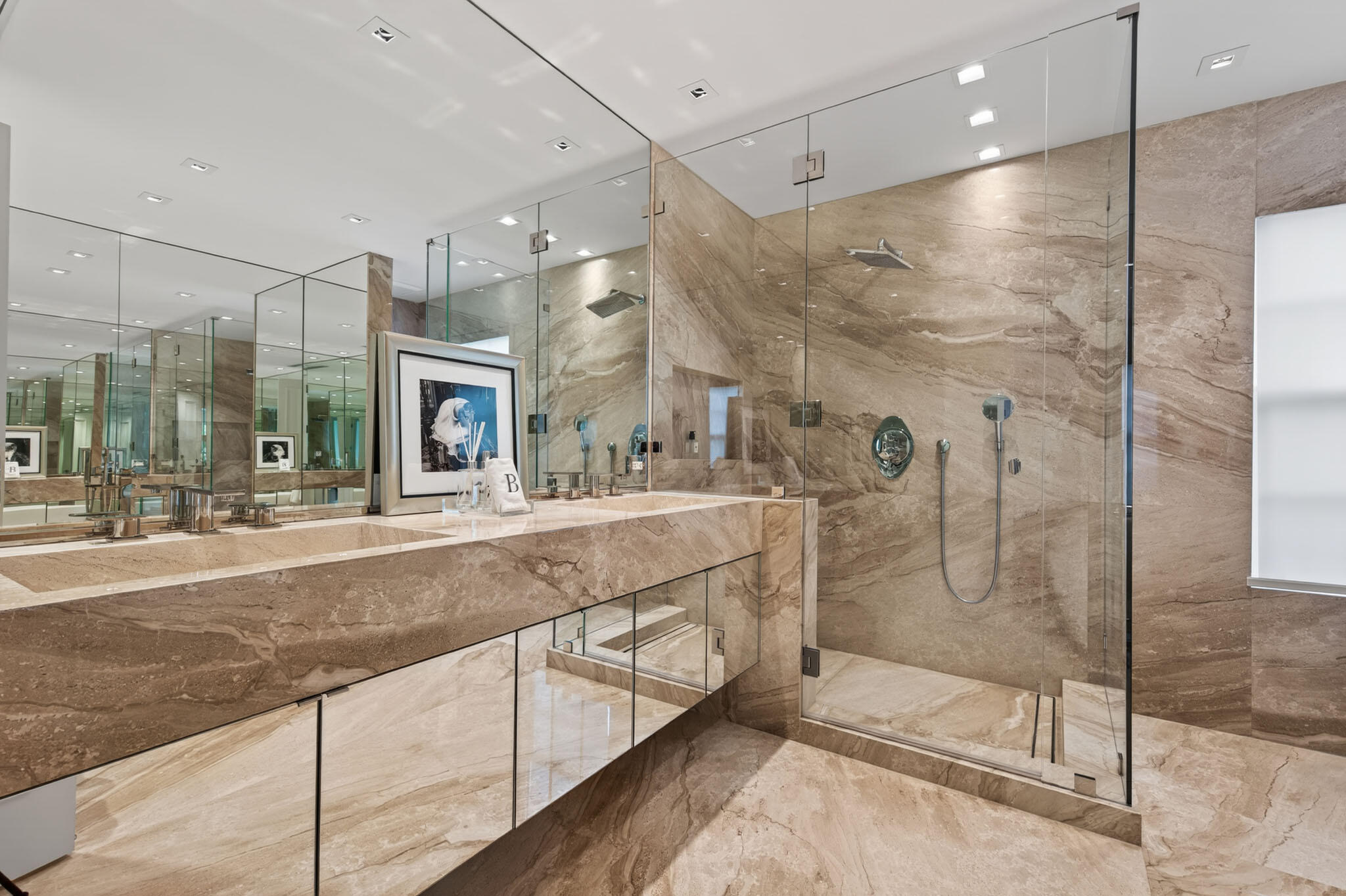 142 South County Road Palm Beach, FL 33480 - Photo 21 of 31 21