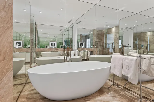 $110,000 | 142 South County Road, Palm Beach, FL 33480