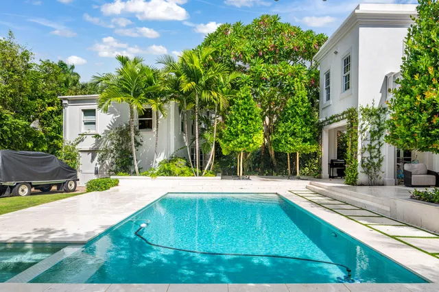 $110,000 | 142 South County Road, Palm Beach, FL 33480