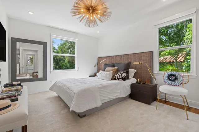 $110,000 | 142 South County Road, Palm Beach, FL 33480