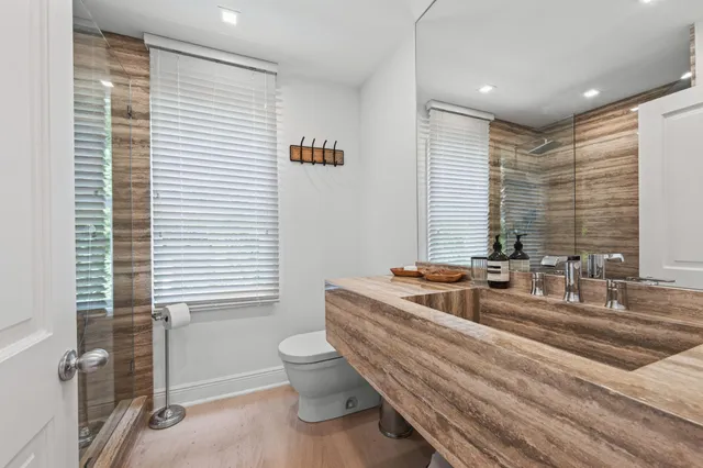 $110,000 | 142 South County Road, Palm Beach, FL 33480