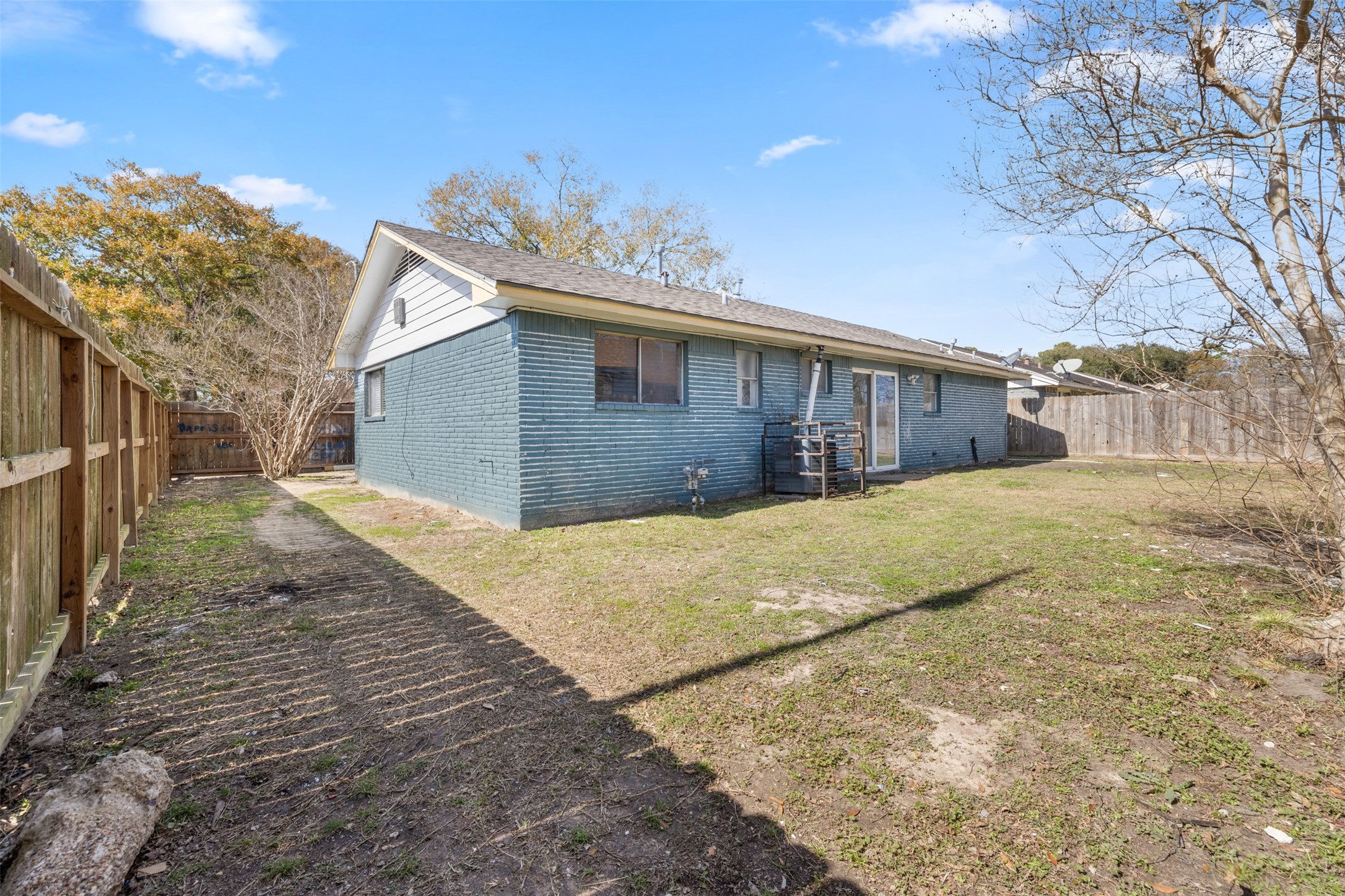 9802 Lum Lane Houston, TX 77078 - Photo 23 of 45 Backyard of the main home! This view is from the gap where you can enter the guest home