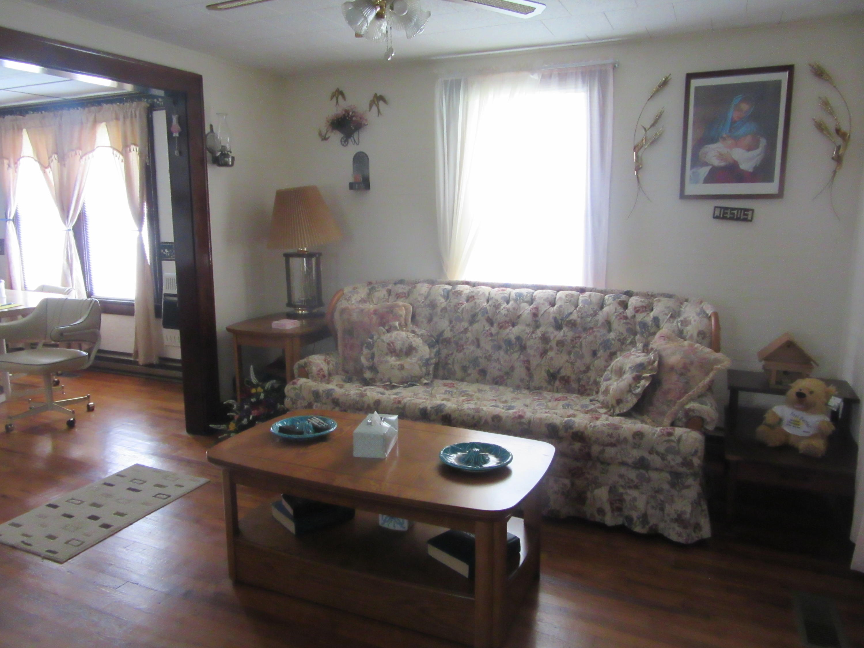 350 Raleigh Street East Rupert, WV 25984 - Photo 10 of 25 Gallery Image 10