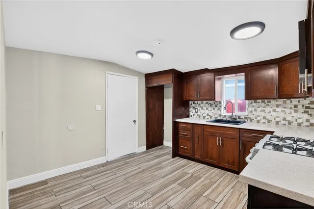 $589,000 | 806 West Spruce Street, Compton, CA 90220