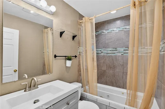 $589,000 | 806 West Spruce Street, Compton, CA 90220