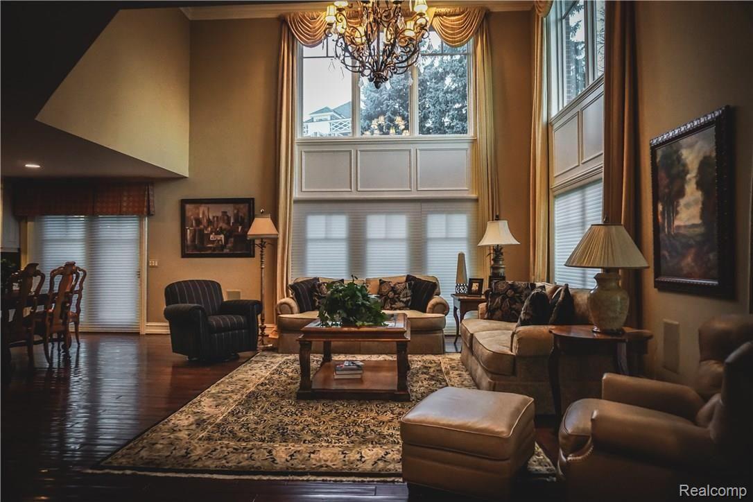 599 Lake Shore Road Grosse Pointe, MI 48236 - Photo 30 of 72 DSC03317.jpg