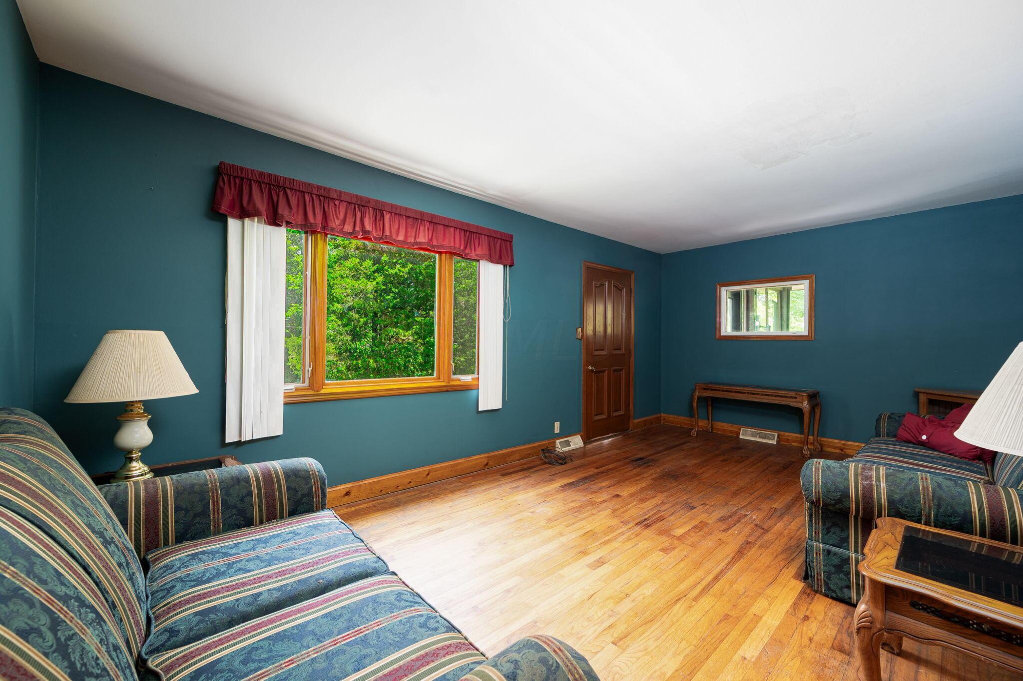 1137 Warren Road Delaware, OH 43015 - Photo 21 of 31 7-web-or-mls-1137 Warren Rd 007