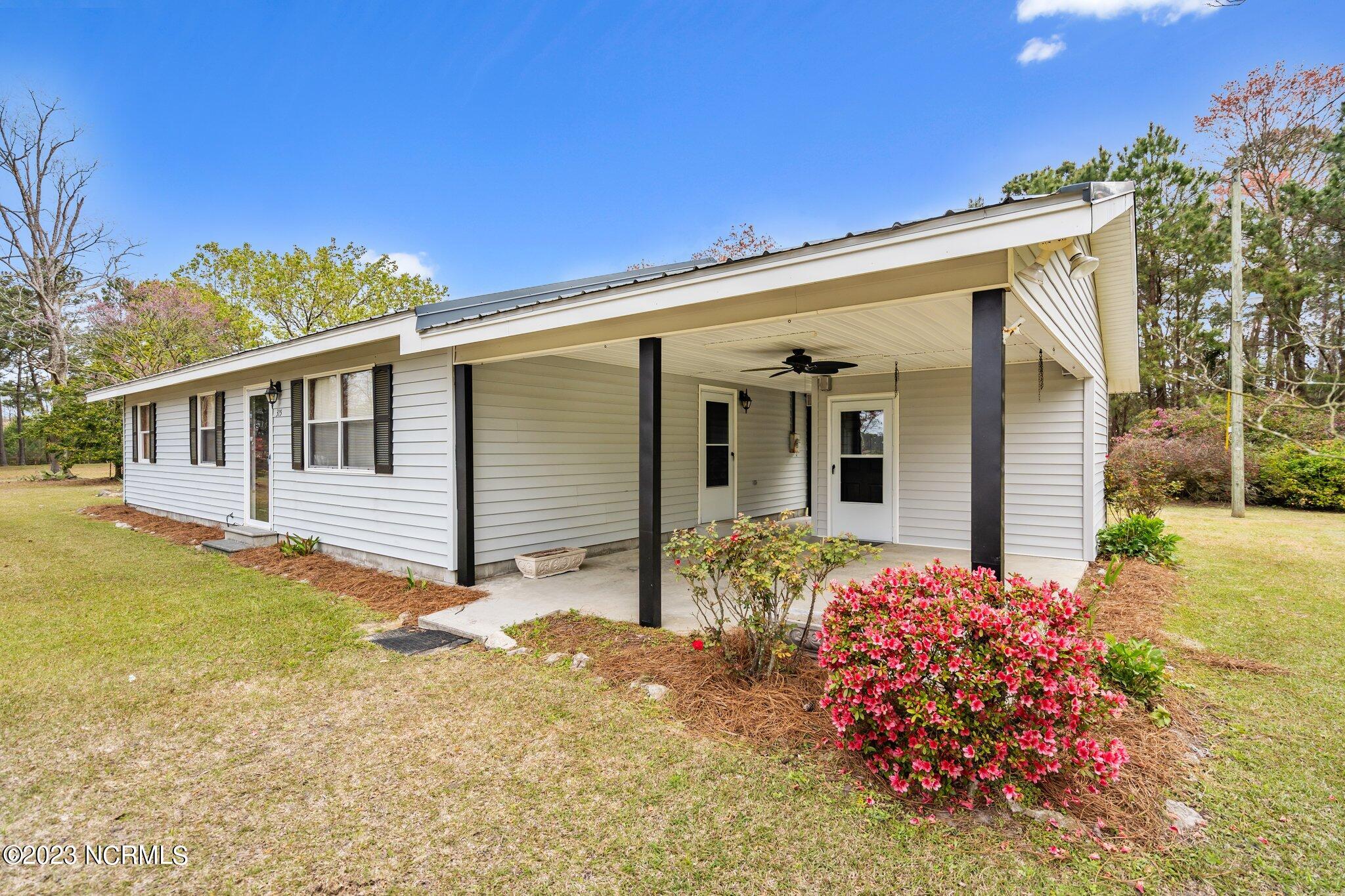 315 Batchelor Bay Road Wallace, NC 28466 - Photo 29 of 49 2-web-or-mls-DSC01294