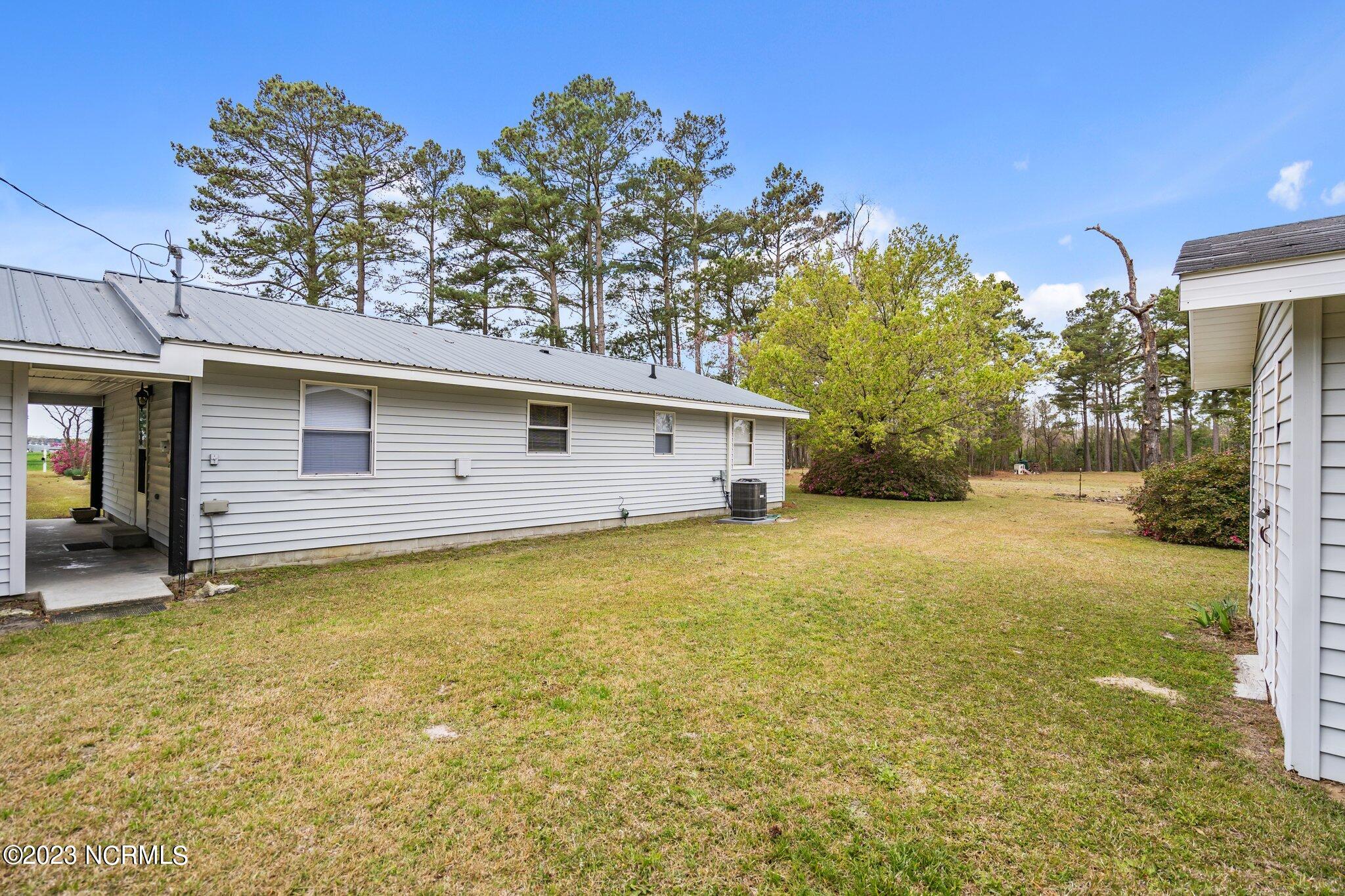 315 Batchelor Bay Road Wallace, NC 28466 - Photo 38 of 49 12-web-or-mls-DSC01307