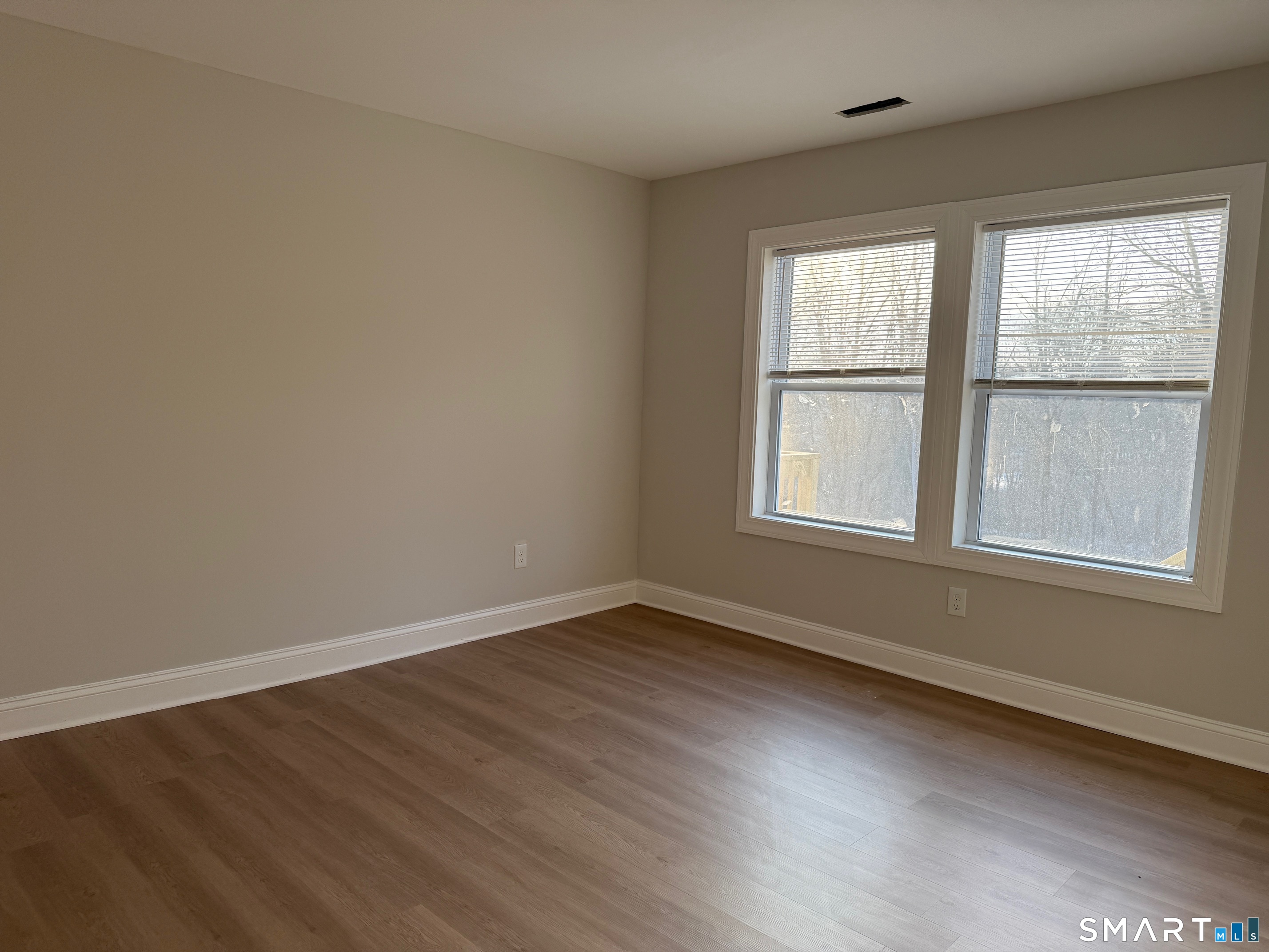 37 Brainerd Road Branford, CT 06405 - Photo 14 of 15