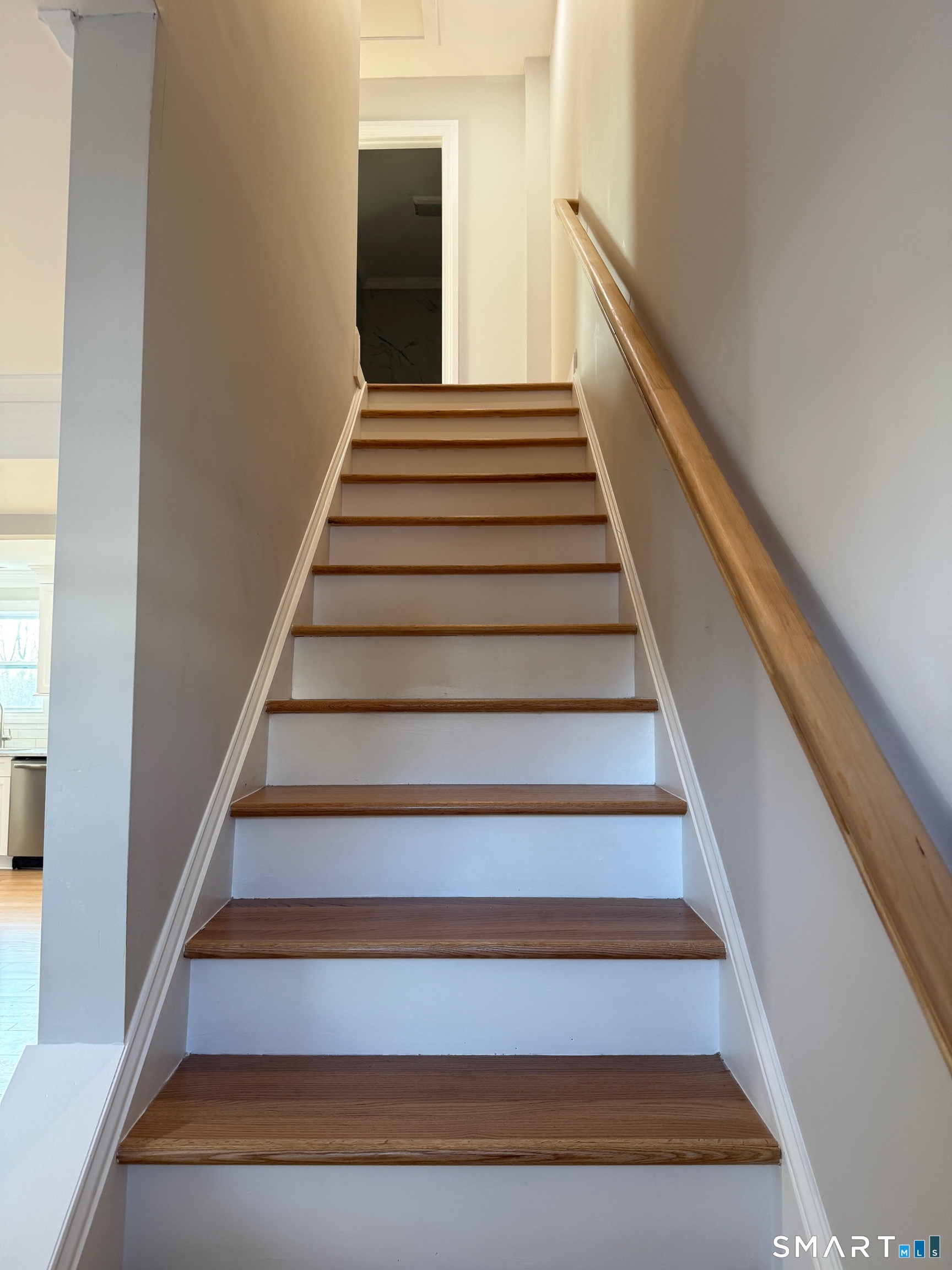 37 Brainerd Road Branford, CT 06405 - Photo 7 of 15