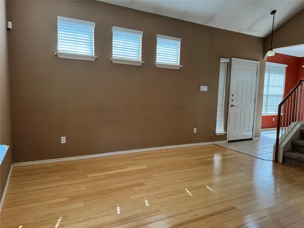 $2,050 | 1900 Scofield Ridge Parkway, Unit 3503, Austin, TX 78727