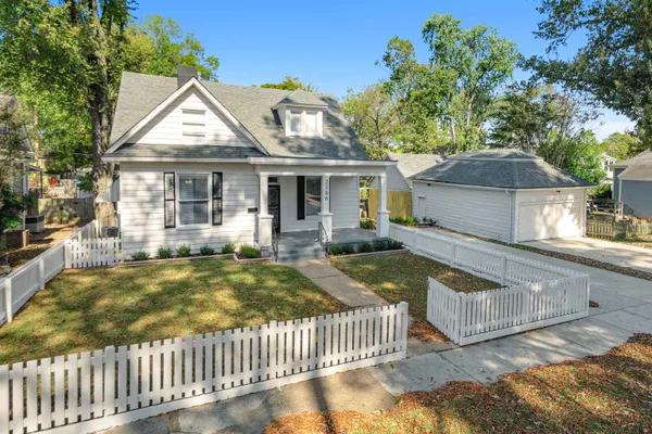 $349,900 | 2186 Monroe Avenue, Memphis, TN 38104