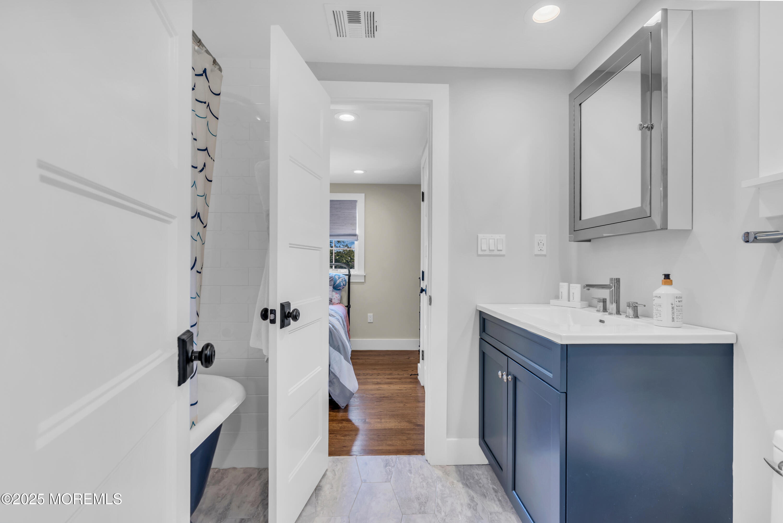 569 Ocean Road Spring Lake Heights, NJ 07762 - Photo 24 of 28 Jack & Jill Bath
