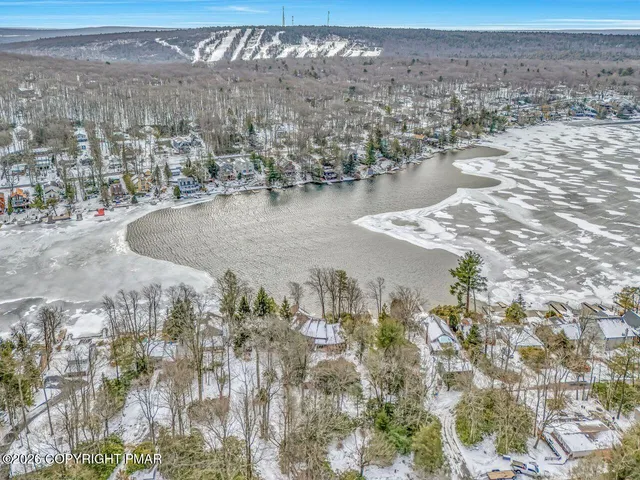 $2,850,000 | 487 North Lake Drive, Lake Harmony, PA 18624