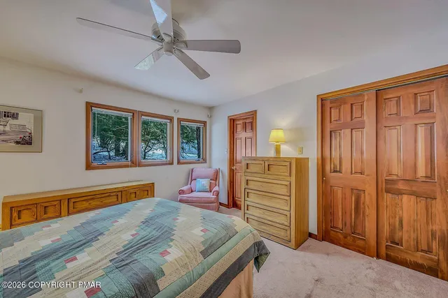 $2,850,000 | 487 North Lake Drive, Lake Harmony, PA 18624