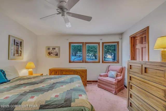 $2,850,000 | 487 North Lake Drive, Lake Harmony, PA 18624