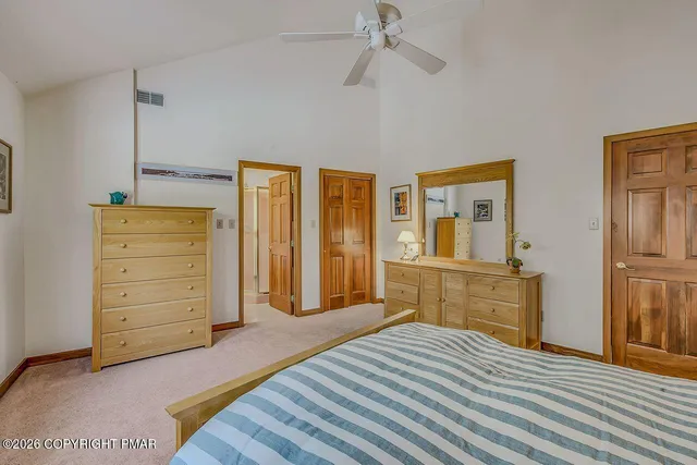 $2,850,000 | 487 North Lake Drive, Lake Harmony, PA 18624