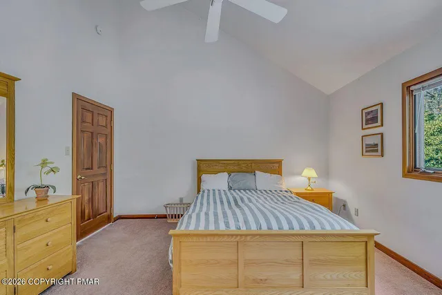 $2,850,000 | 487 North Lake Drive, Lake Harmony, PA 18624