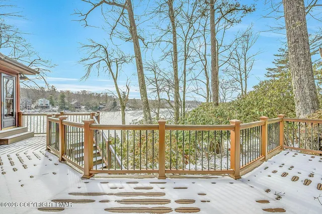 $2,850,000 | 487 North Lake Drive, Lake Harmony, PA 18624